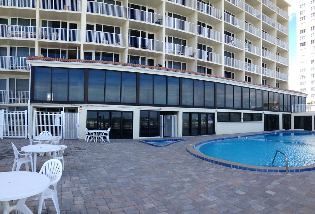 Pirates Cove Resort Studios! Daytona Beach Shores Exterior photo